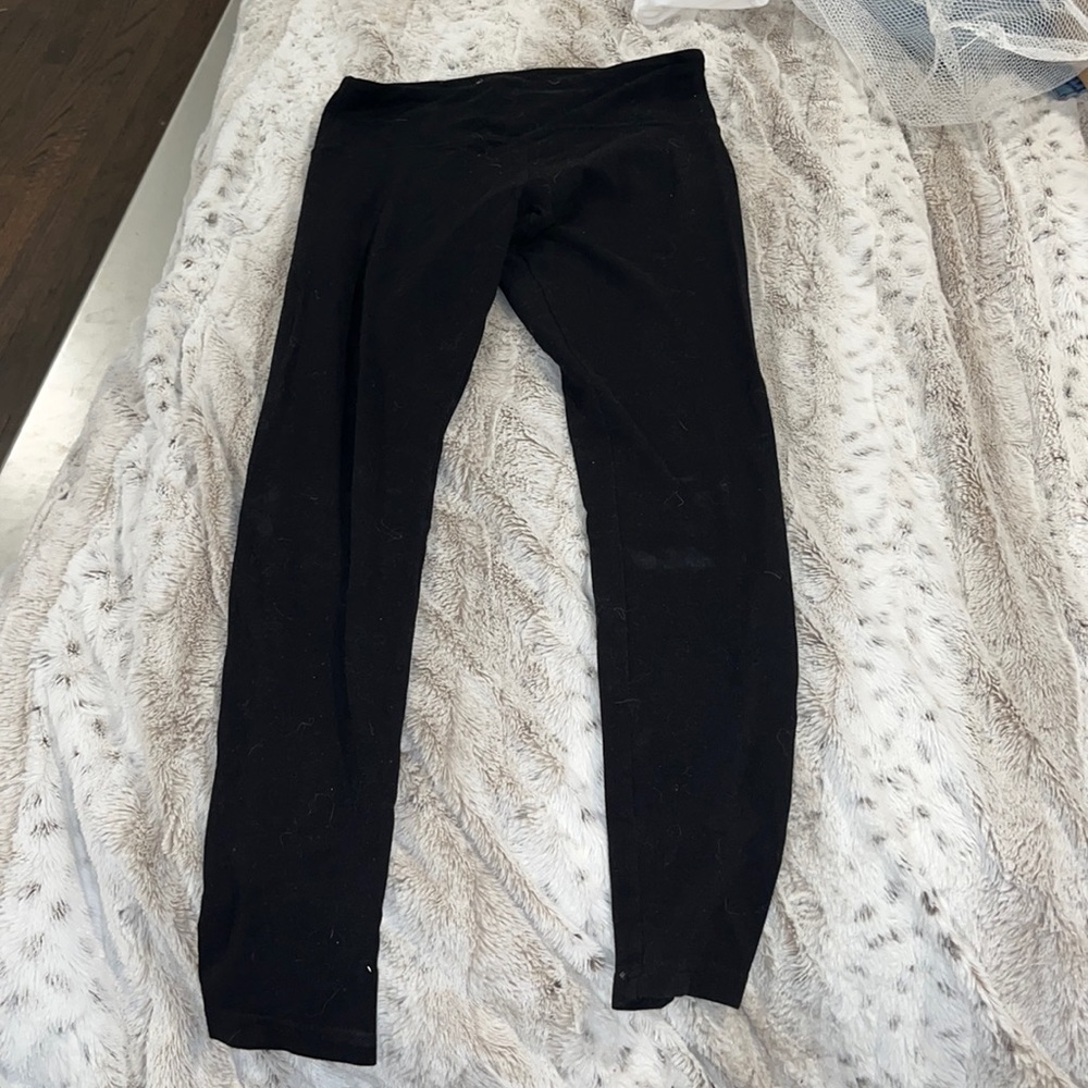 Black leggings